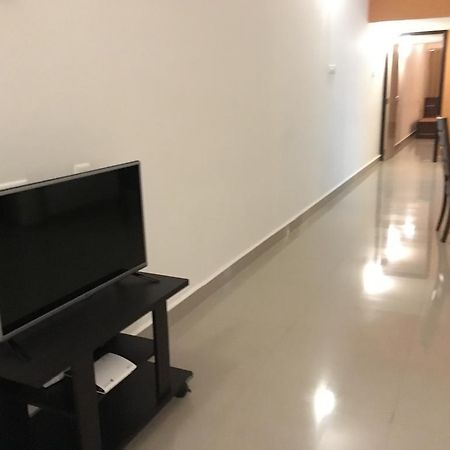 Jyothi Suites Tiruchirappalli Esterno foto