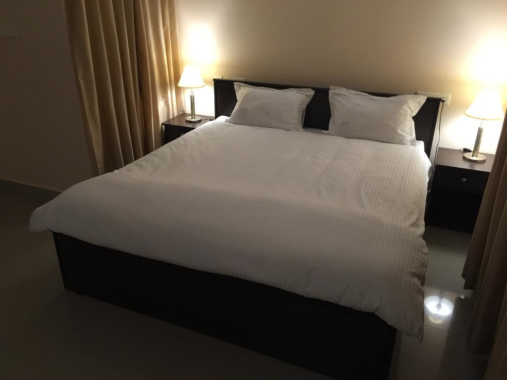 Jyothi Suites Tiruchirappalli Esterno foto