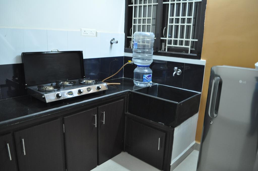 Jyothi Suites Tiruchirappalli Esterno foto